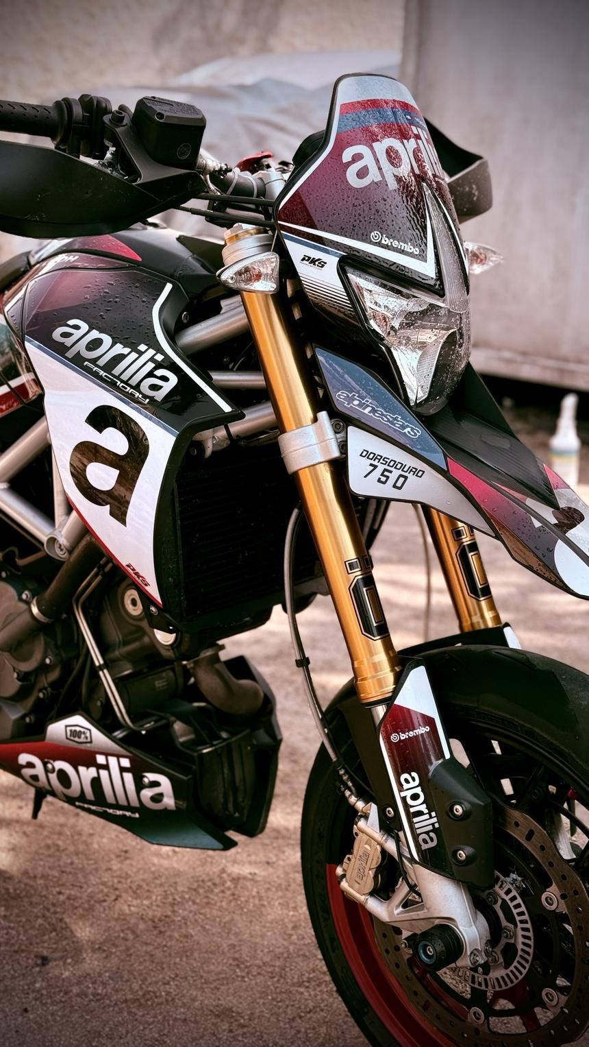 Aprilia Dorsoduro 750 ABS 2015 — photo 4